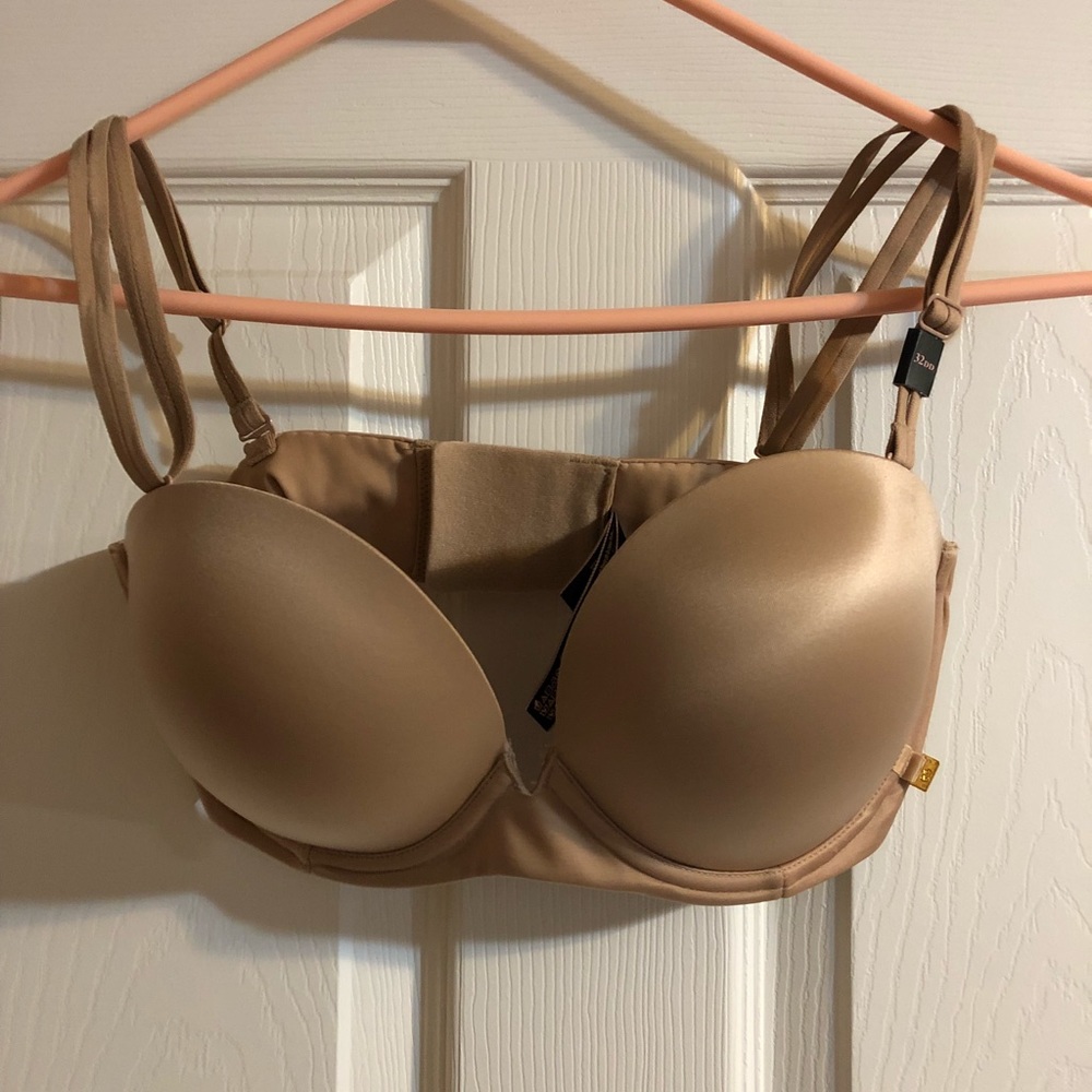 Victoria’s Secret push-up convertible bra